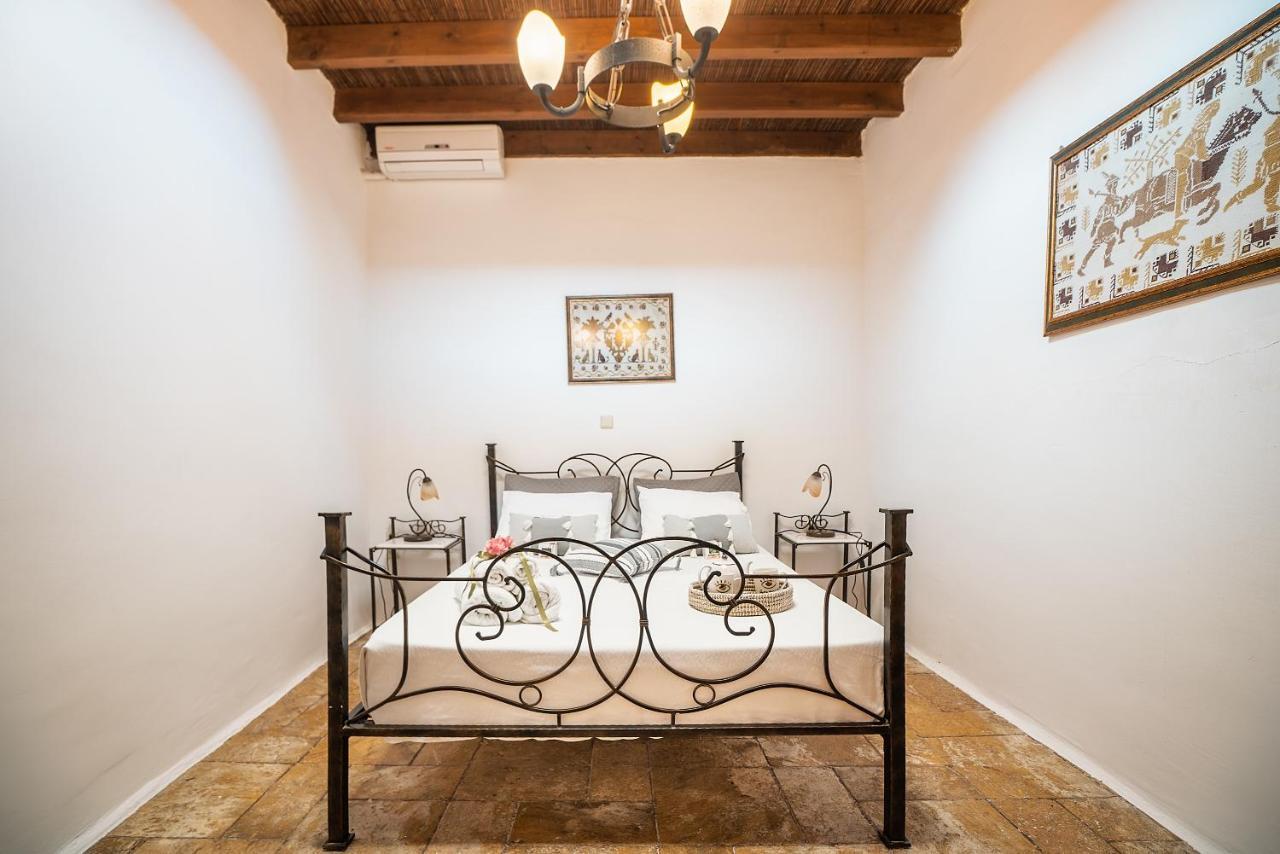 Fedra's Traditional House