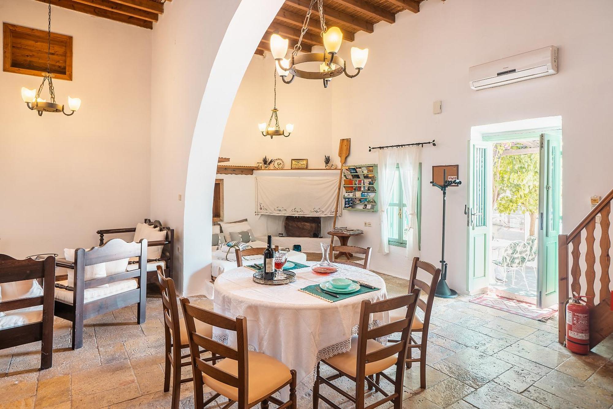 Fedra's Traditional House * Psinthos